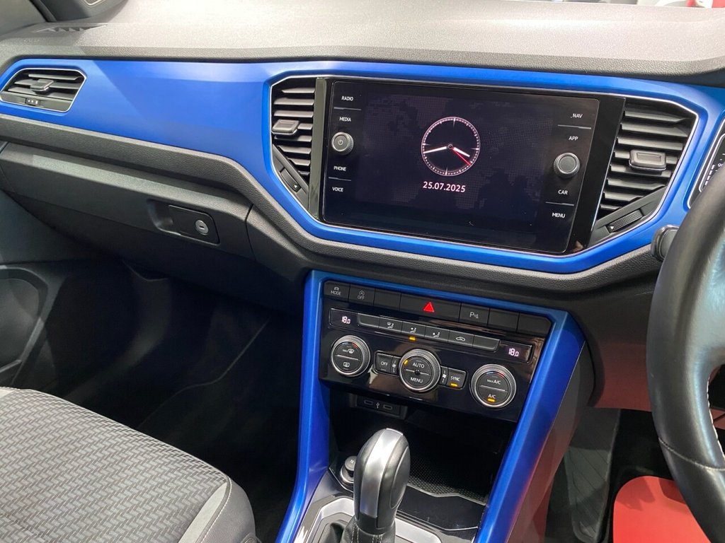 Used Volkswagen T-Roc 2021 for sale - 77152982: Photo 28