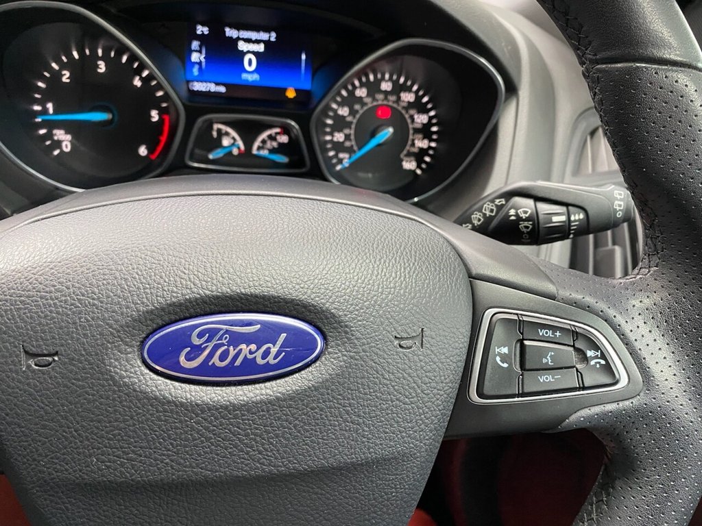 Used Ford Focus 2017 for sale - 77152906: Photo 14