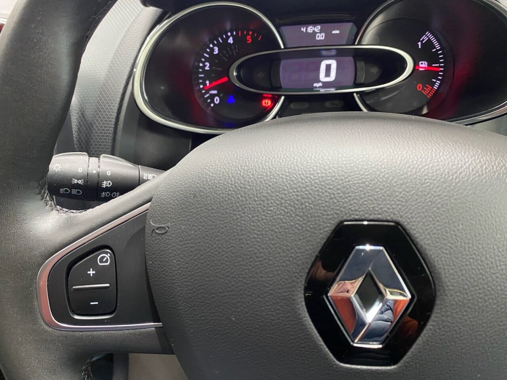 Used Renault Clio 2019 for sale - 77609290: Photo 13