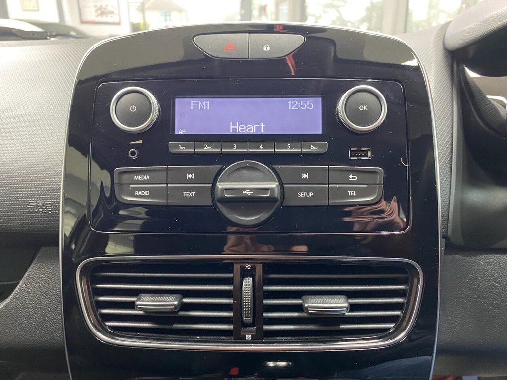 Used Renault Clio 2019 for sale - 77609290: Photo 18