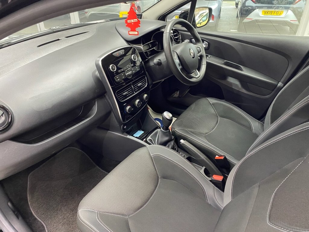Used Renault Clio 2019 for sale - 77609290: Photo 35