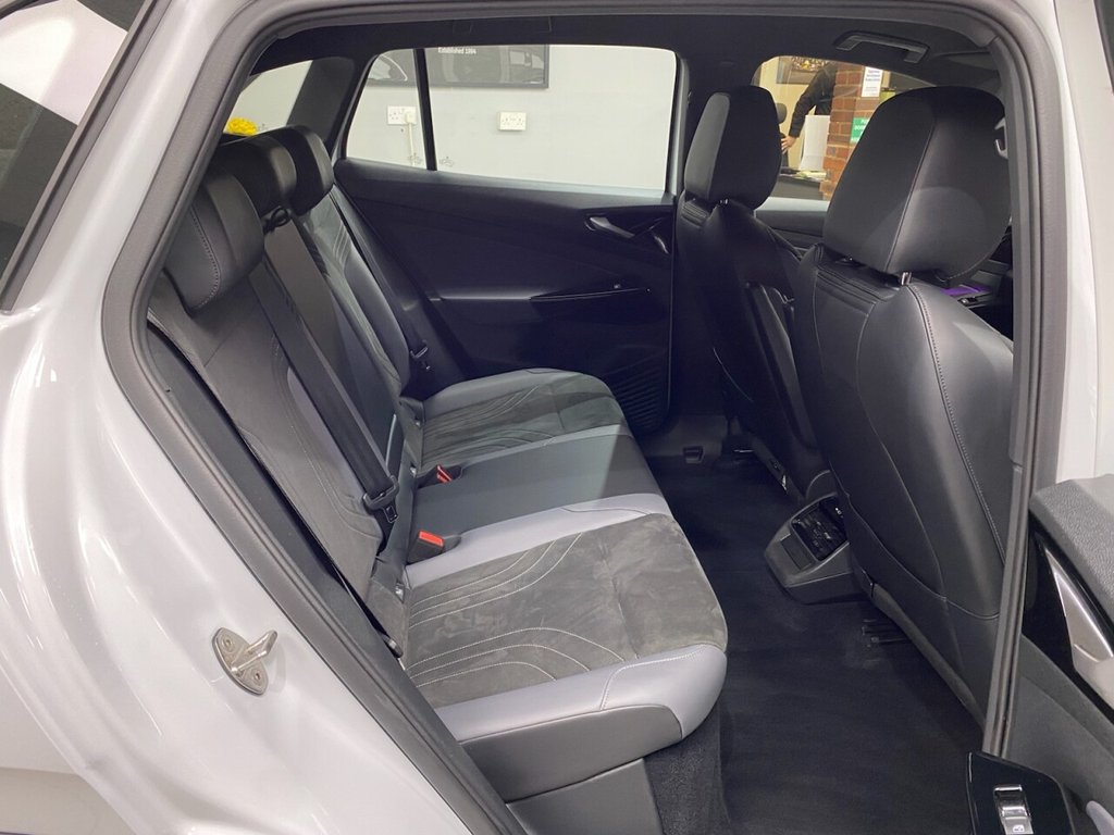 Used Volkswagen ID.4 2022 for sale - 77153868: Photo 28