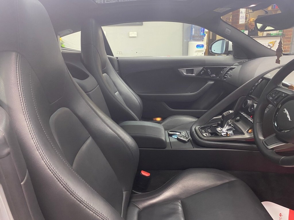 Used Jaguar F-Type 2015 for sale - 77153081: Photo 26