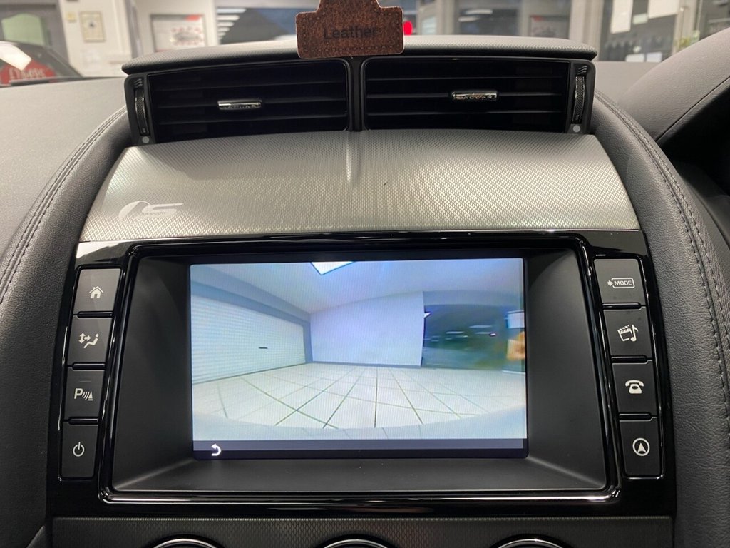 Used Jaguar F-Type 2015 for sale - 77153081: Photo 50