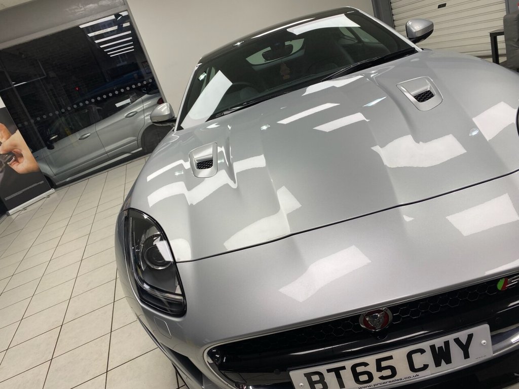 Used Jaguar F-Type 2015 for sale - 77153081: Photo 9