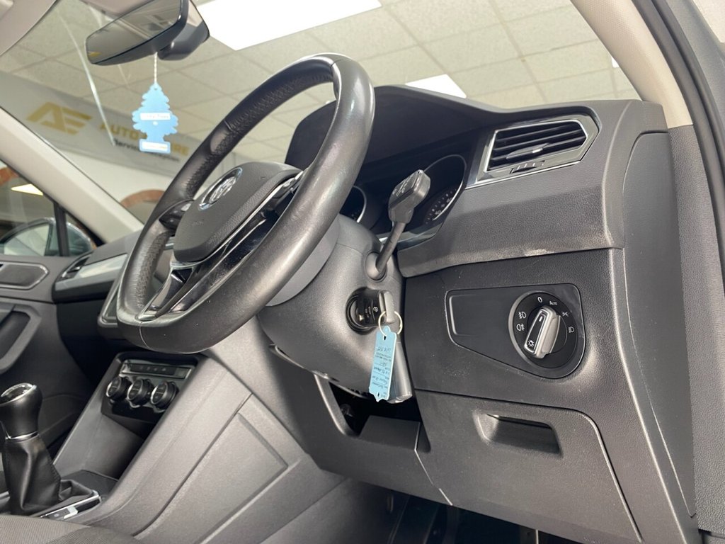 Used Volkswagen Tiguan 2018 for sale - 78166941: Photo 15