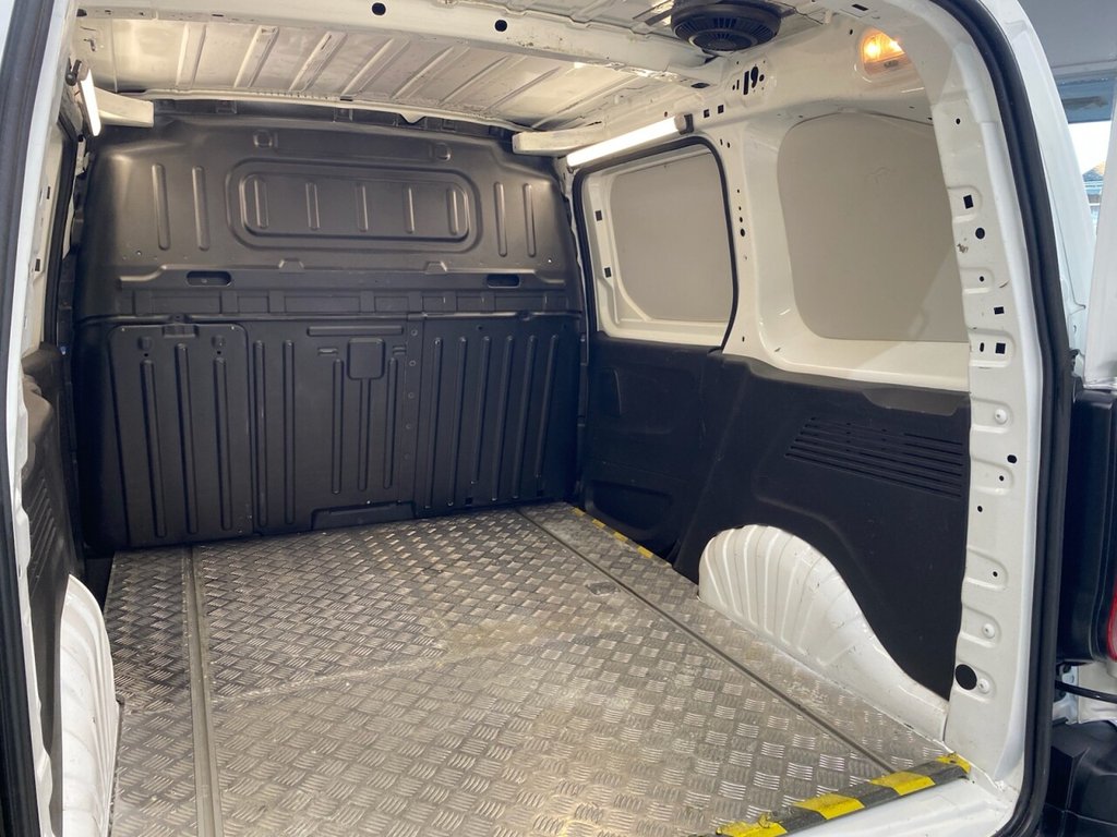 Used Peugeot Partner 2021 for sale - 77153134: Photo 32