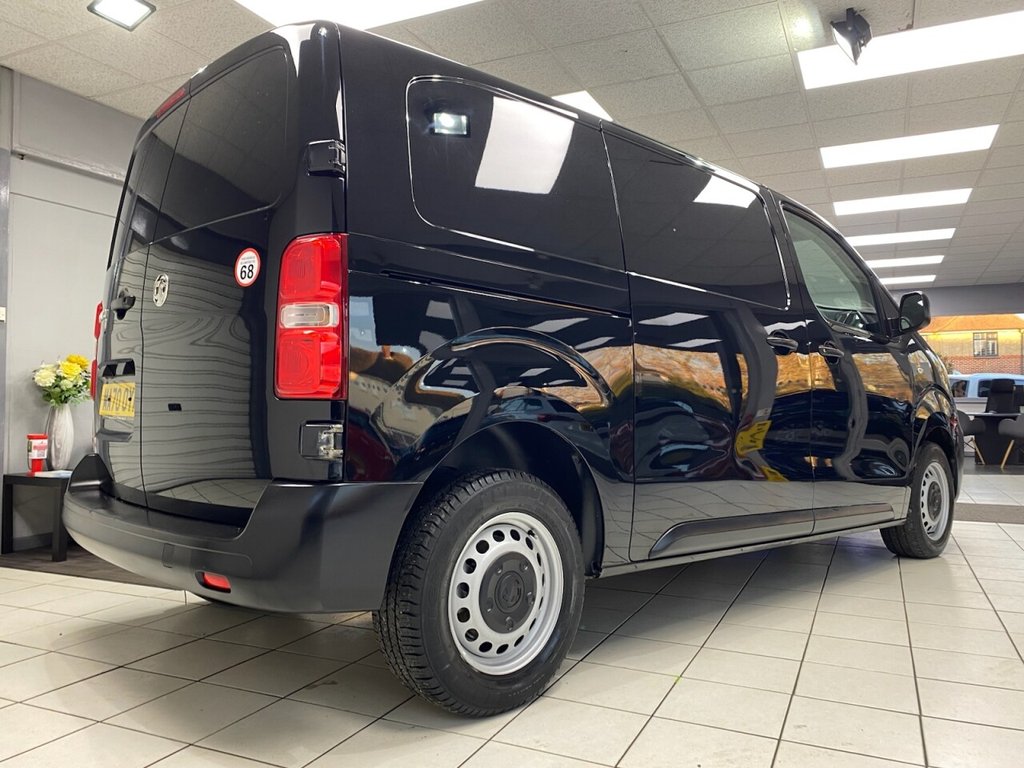 Used Vauxhall Vivaro 2020 for sale - 77153108: Photo 16