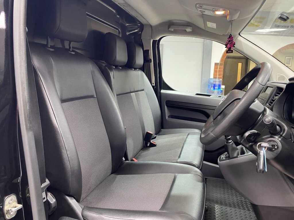 Used Vauxhall Vivaro 2020 for sale - 77153108: Photo 27