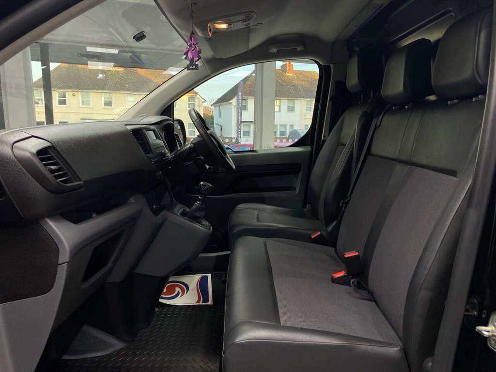 Used Vauxhall Vivaro 2020 for sale - 77153108: Photo 38