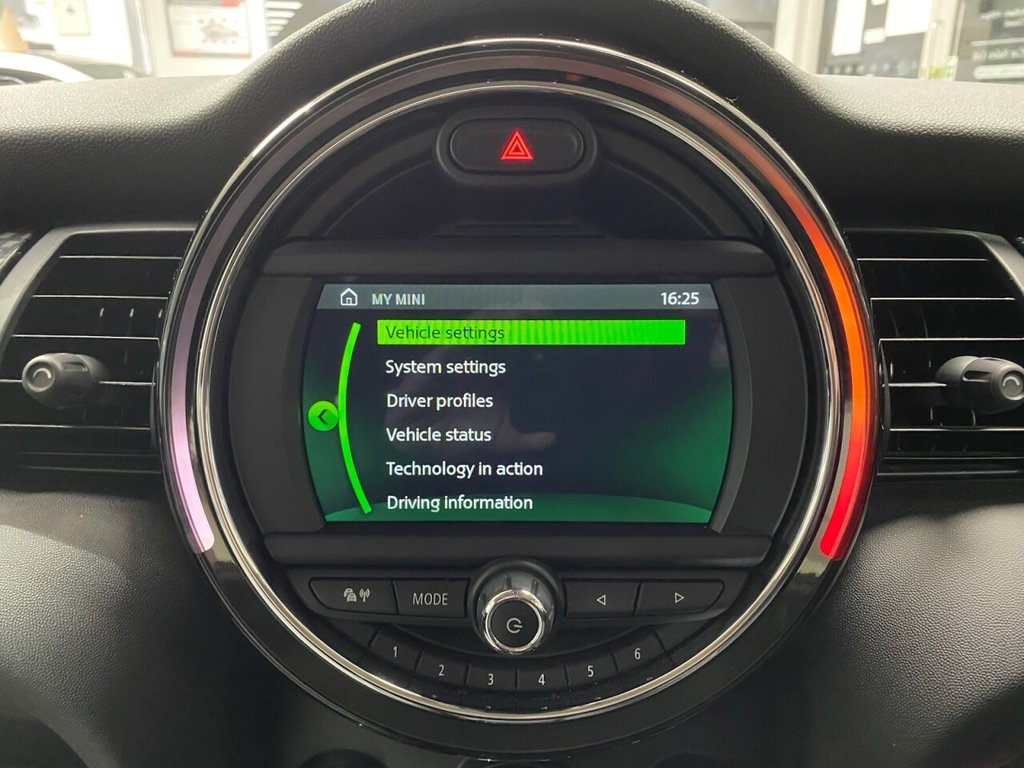 Used MINI Hatch 2019 for sale - 77153127: Photo 26