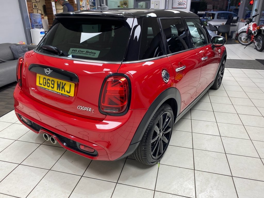 Used MINI Hatch 2019 for sale - 77153127: Photo 9