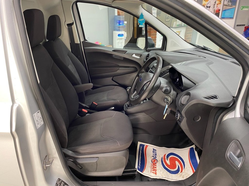 Used Ford Transit Courier 2019 for sale - 77153009: Photo 23