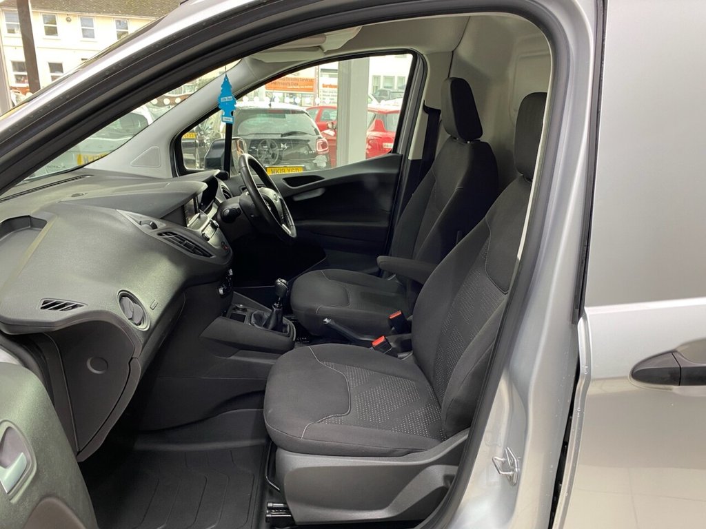 Used Ford Transit Courier 2019 for sale - 77153009: Photo 28