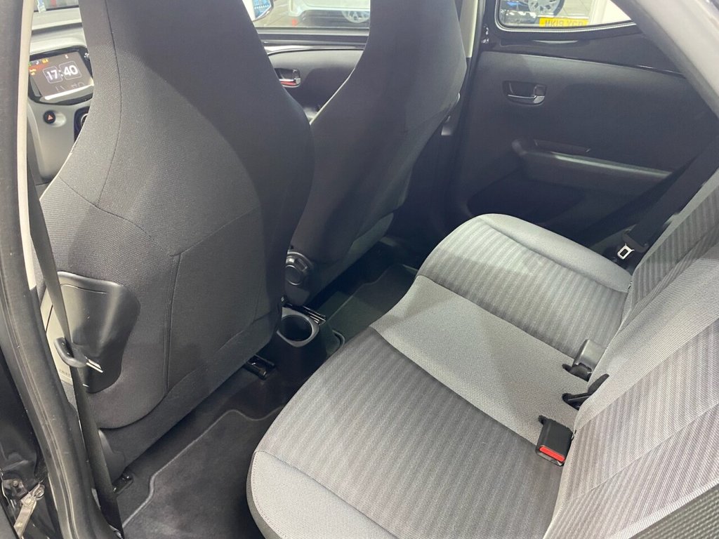 Used Toyota AYGO 2019 for sale - 77263670: Photo 38