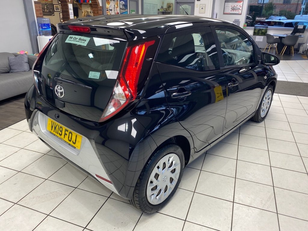 Used Toyota AYGO 2019 for sale - 77263670: Photo 9