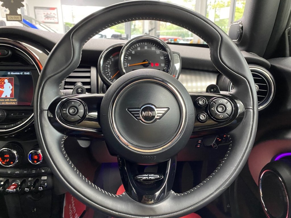 Used MINI Convertible 2019 for sale - 77152965: Photo 11