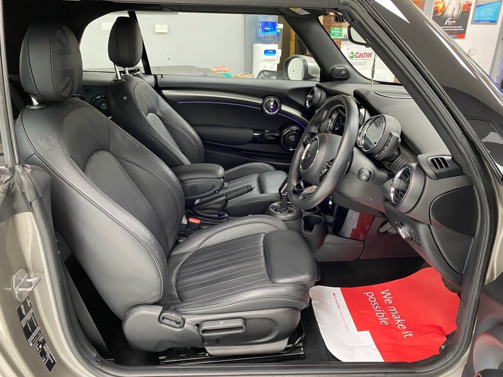 Used MINI Convertible 2019 for sale - 77152965: Photo 29