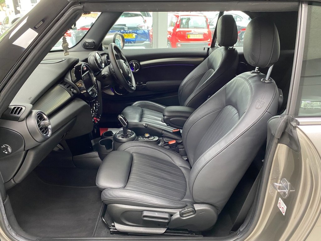 Used MINI Convertible 2019 for sale - 77152965: Photo 38