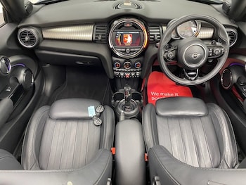 Used MINI Convertible 2019 for sale - 77152965: Photo