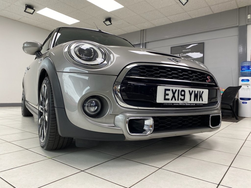 Used MINI Convertible 2019 for sale - 77152965: Photo 44