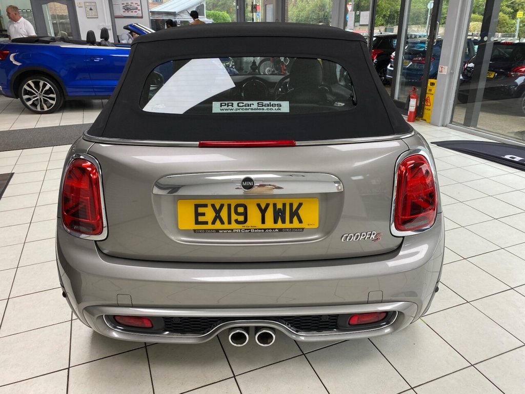Used MINI Convertible 2019 for sale - 77152965: Photo 8