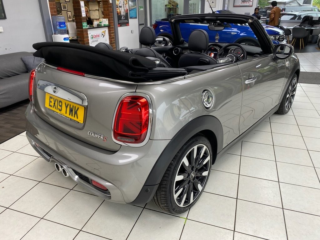 Used MINI Convertible 2019 for sale - 77152965: Photo 9