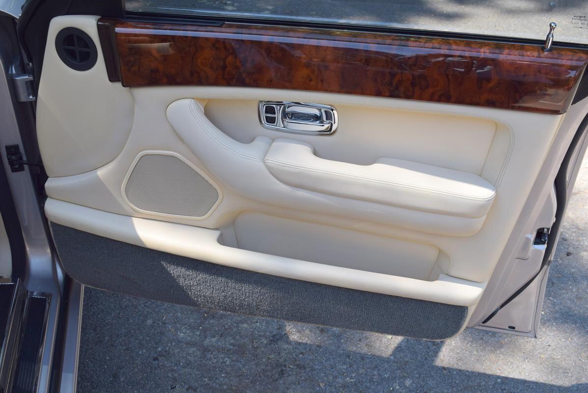 Used Bentley Arnage 2001 for sale - 76935961: Photo 8