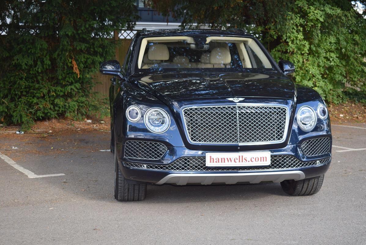 Used Bentley Bentayga 2016 for sale - 78171133: Photo 2
