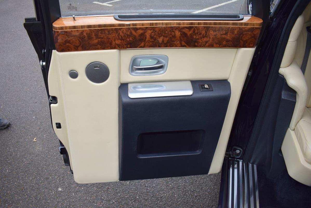 Used Rolls-Royce Phantom 2005 for sale - 77559806: Photo 35