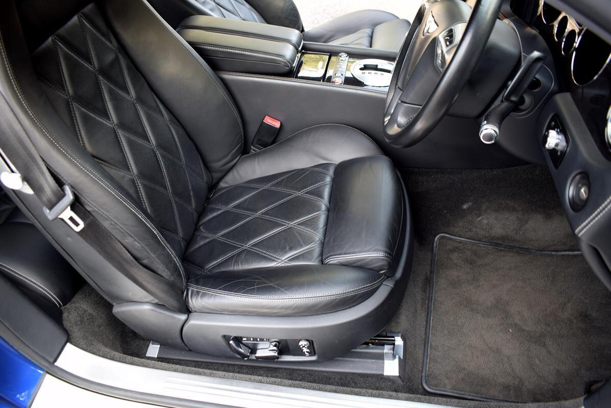 Used Bentley Continental 2010 for sale - 76989737: Photo 11