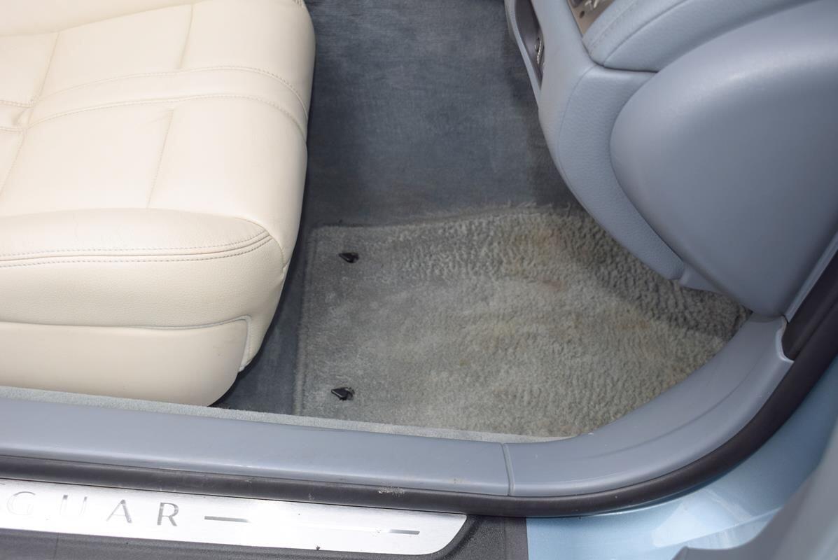 Used Jaguar XK 2006 for sale - 77633801: Photo 18