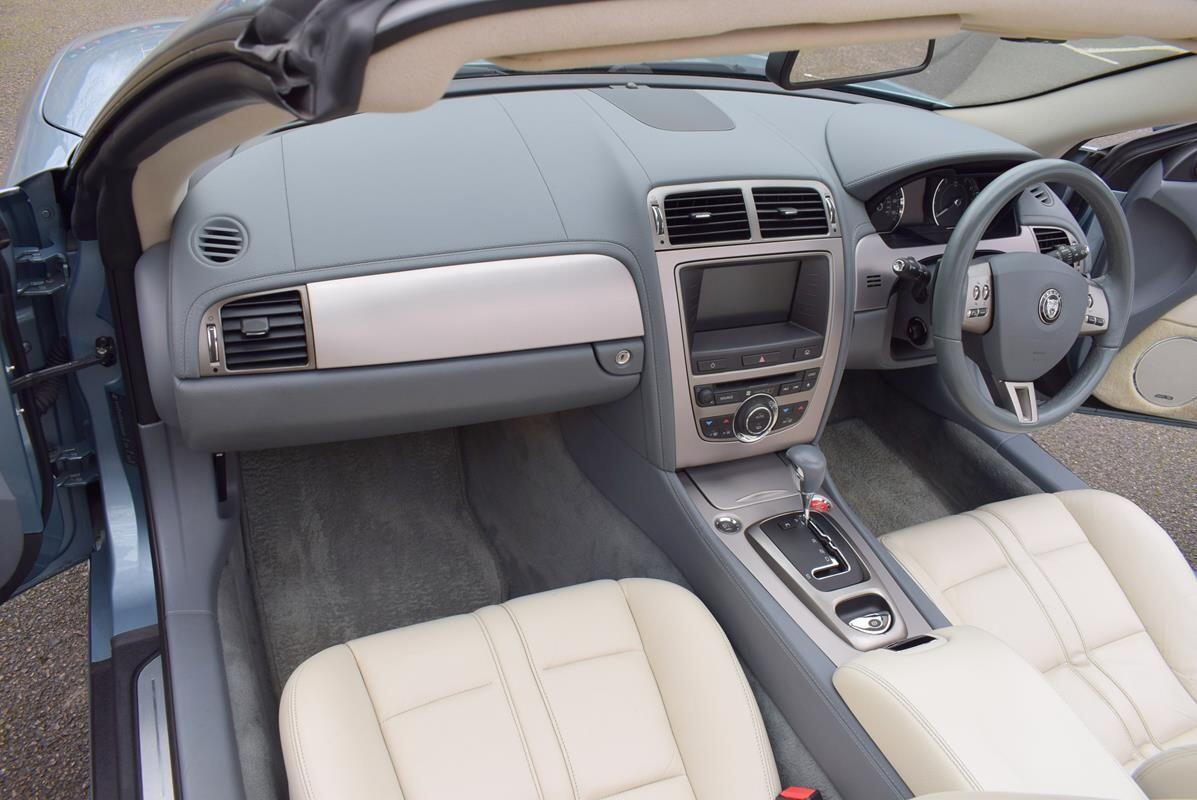 Used Jaguar XK 2006 for sale - 77633801: Photo 4