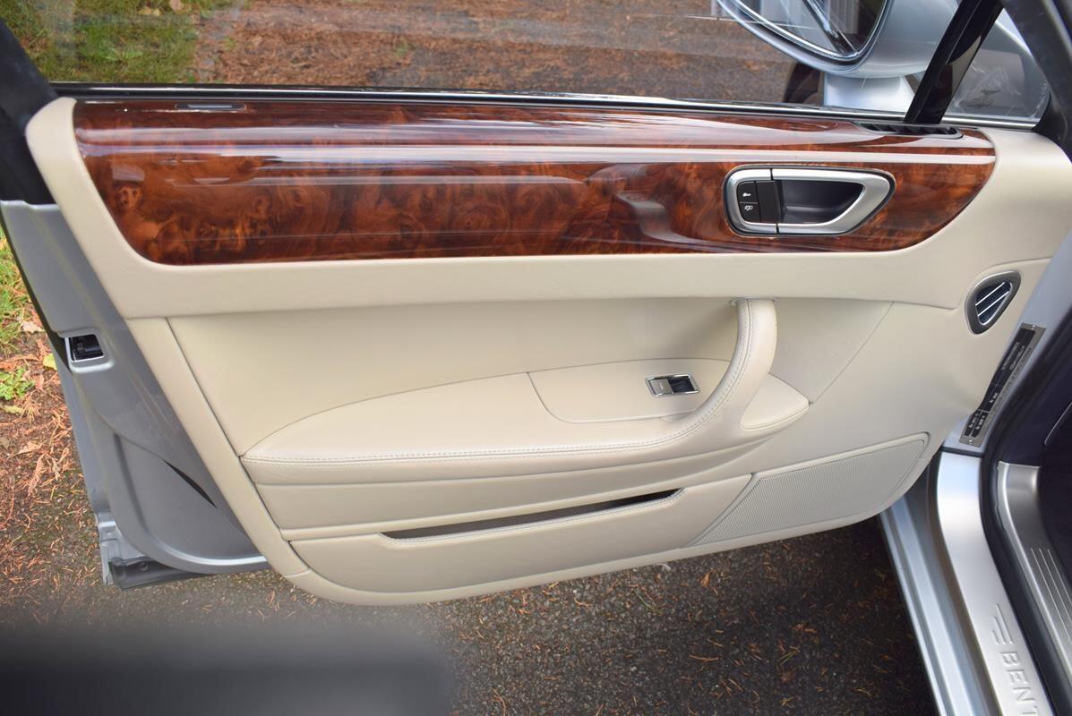 Used Bentley Continental 2006 for sale - 76935971: Photo 18