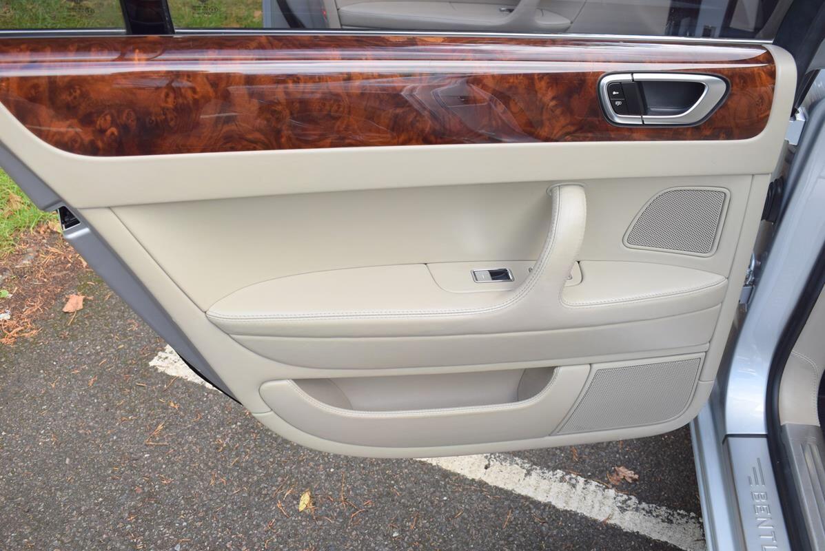 Used Bentley Continental 2006 for sale - 76935971: Photo 31