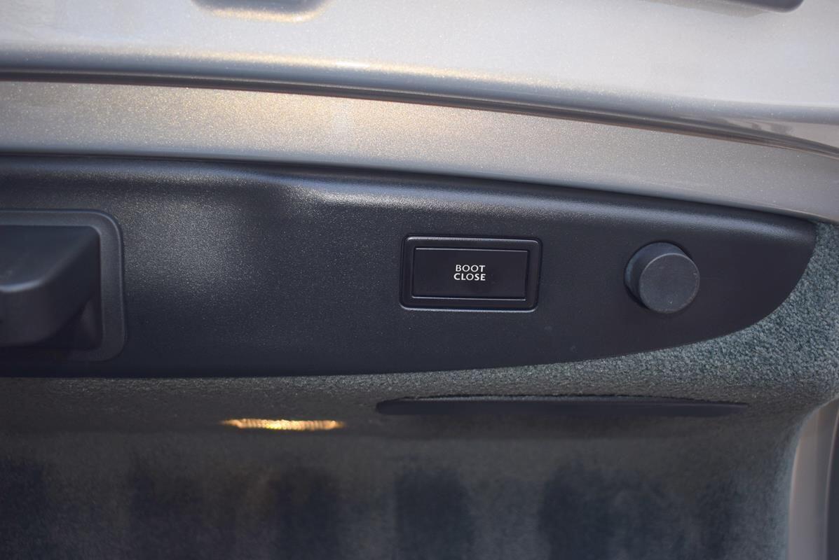 Used Bentley Flying Spur 2014 for sale - 76689277: Photo 63