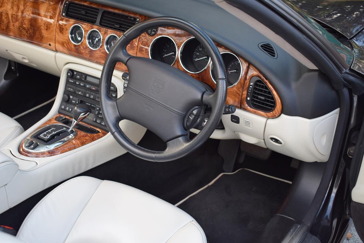 Used Jaguar XK8 2005 for sale - 76855765: Photo 14