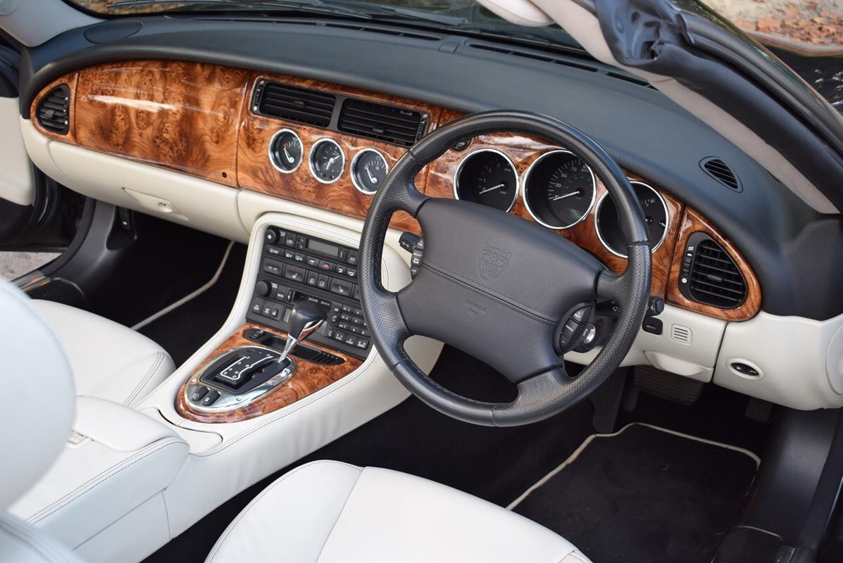 Used Jaguar XK8 2005 for sale - 76855765: Photo 16