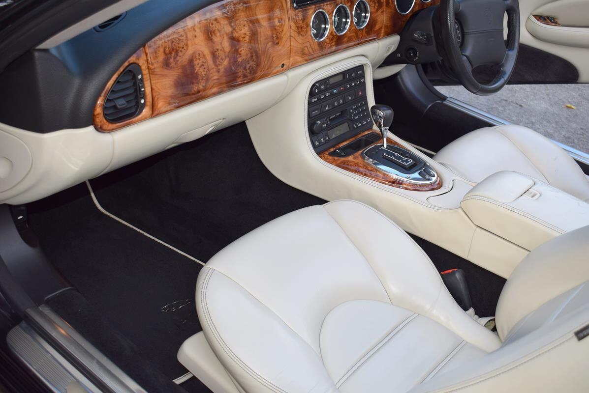 Used Jaguar XK8 2005 for sale - 76855765: Photo 24