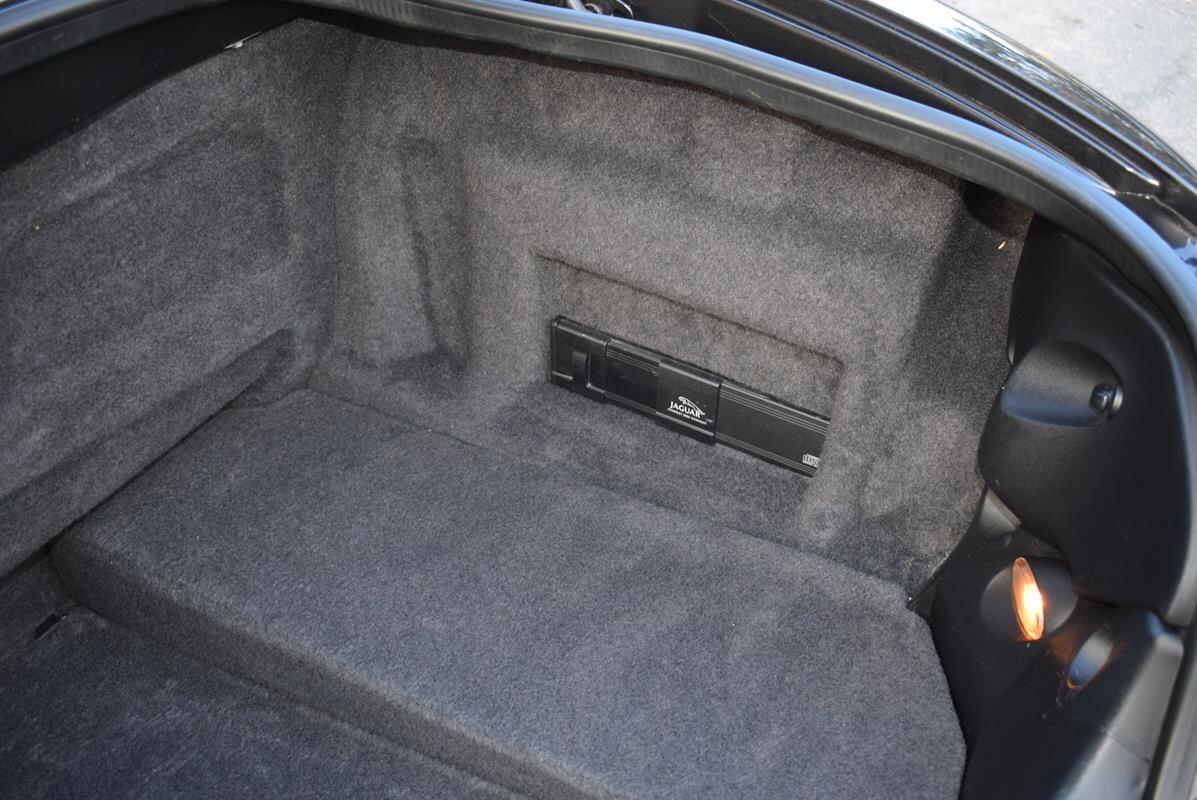 Used Jaguar XK8 2005 for sale - 76855765: Photo 50