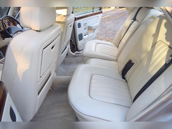 Used Rolls-Royce Silver Spirit 1990 for sale - 78898438: Photo