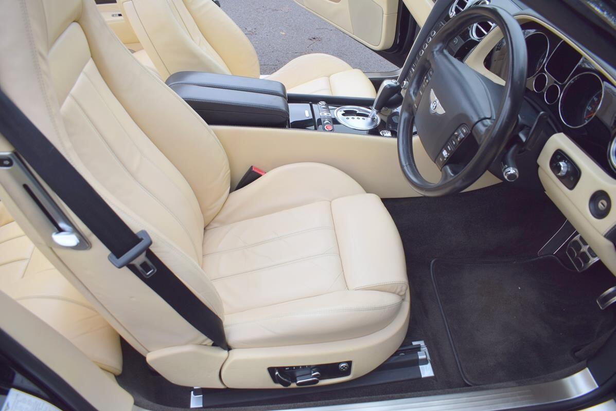 Used Bentley Continental 2006 for sale - 76935968: Photo 9