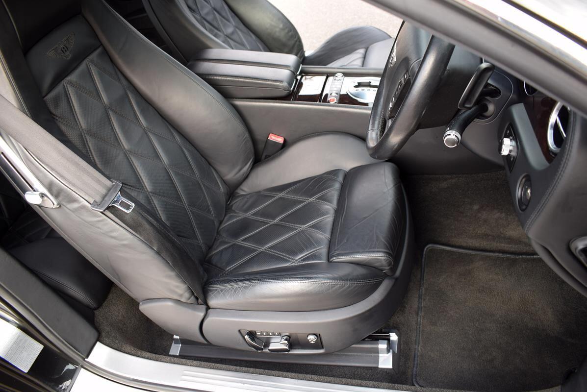 Used Bentley Continental 2006 for sale - 76592323: Photo 12