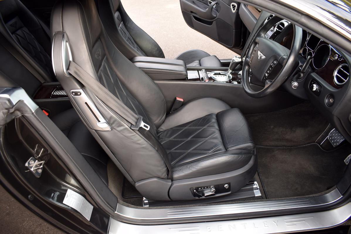 Used Bentley Continental 2006 for sale - 76592323: Photo 8