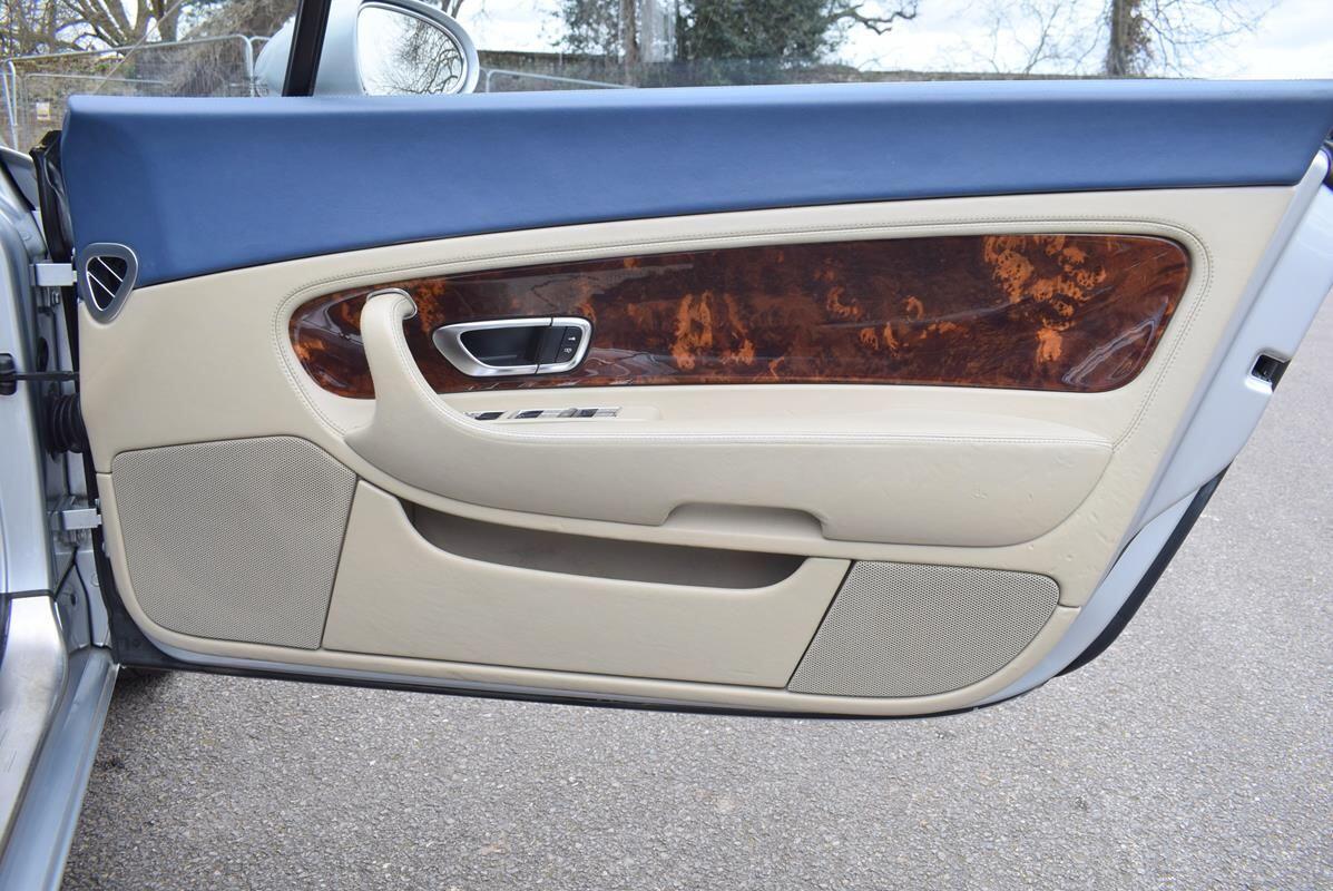 Used Bentley Continental 2004 for sale - 76936285: Photo 8