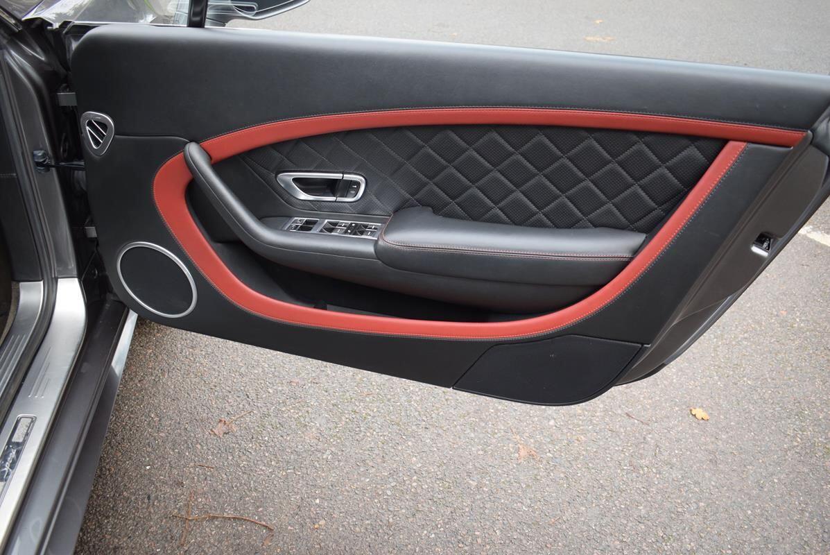 Used Bentley Continental 2015 for sale - 76855931: Photo 8