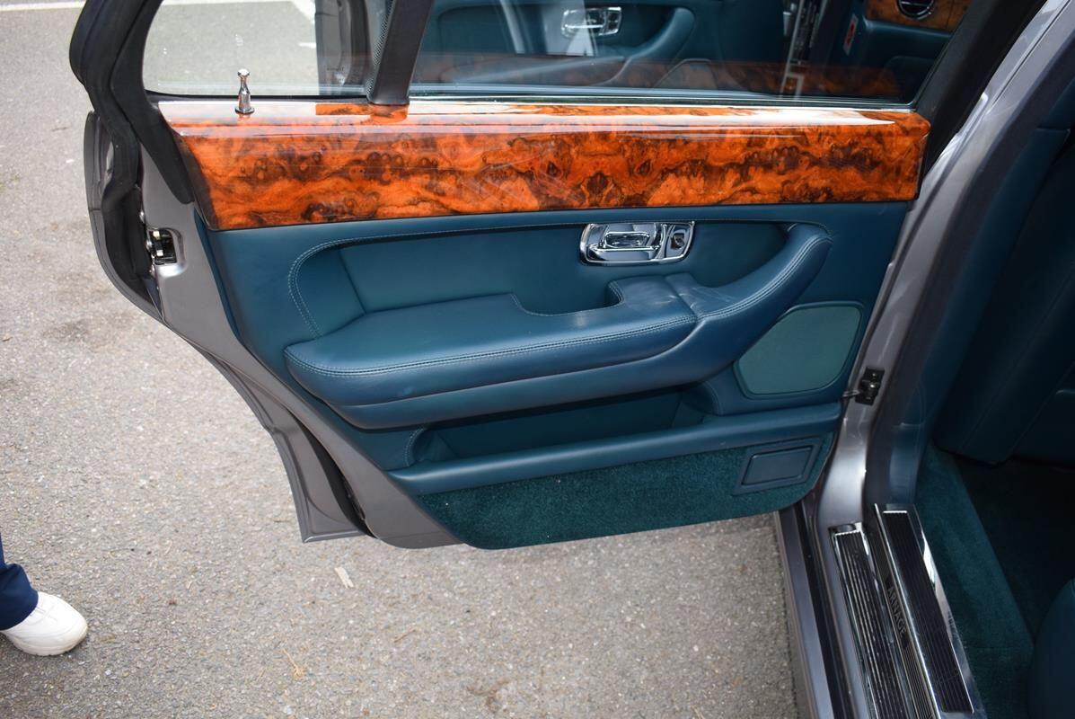 Used Bentley Arnage 1999 for sale - 78170368: Photo 24