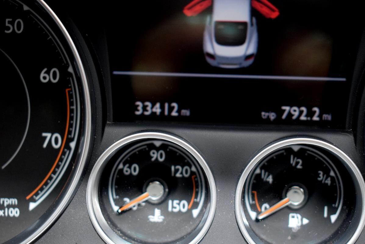 Used Bentley Continental 2015 for sale - 76377856: Photo 15
