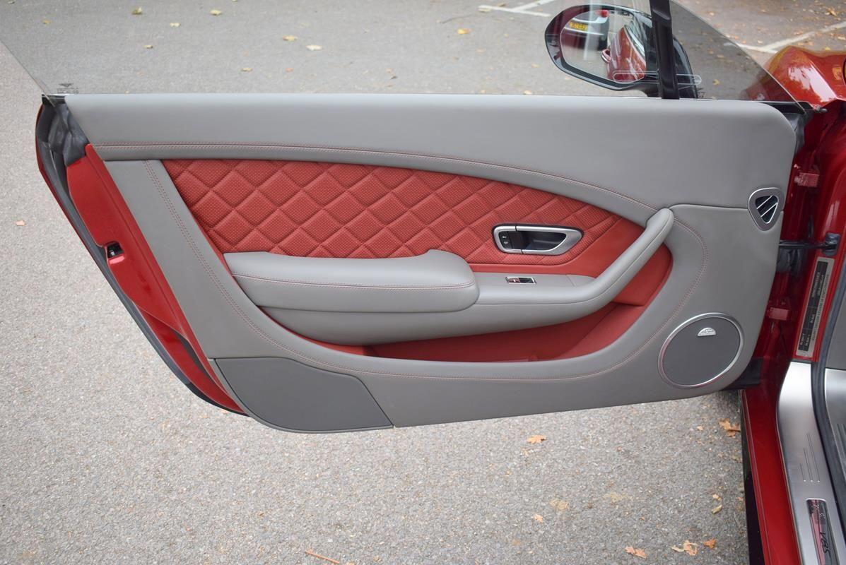 Used Bentley Continental 2015 for sale - 76377856: Photo 19