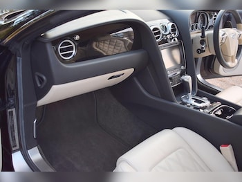 Used Bentley Continental 2015 for sale - 76994670: Photo